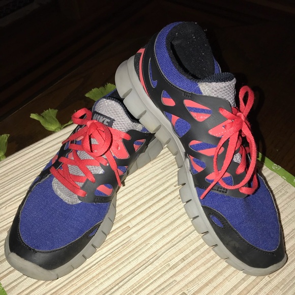 Nike Shoes - Nike Free Run 2 ‍♀️